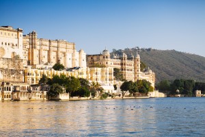 City Palace and Pichola lake in Udaipur, Rajasthan, India, Asia